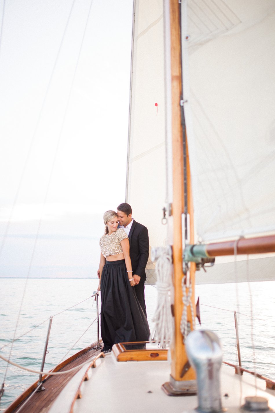 naples-luxury-sailing-engagement-photography-nautical-sailboat-engagement_1052.jpg