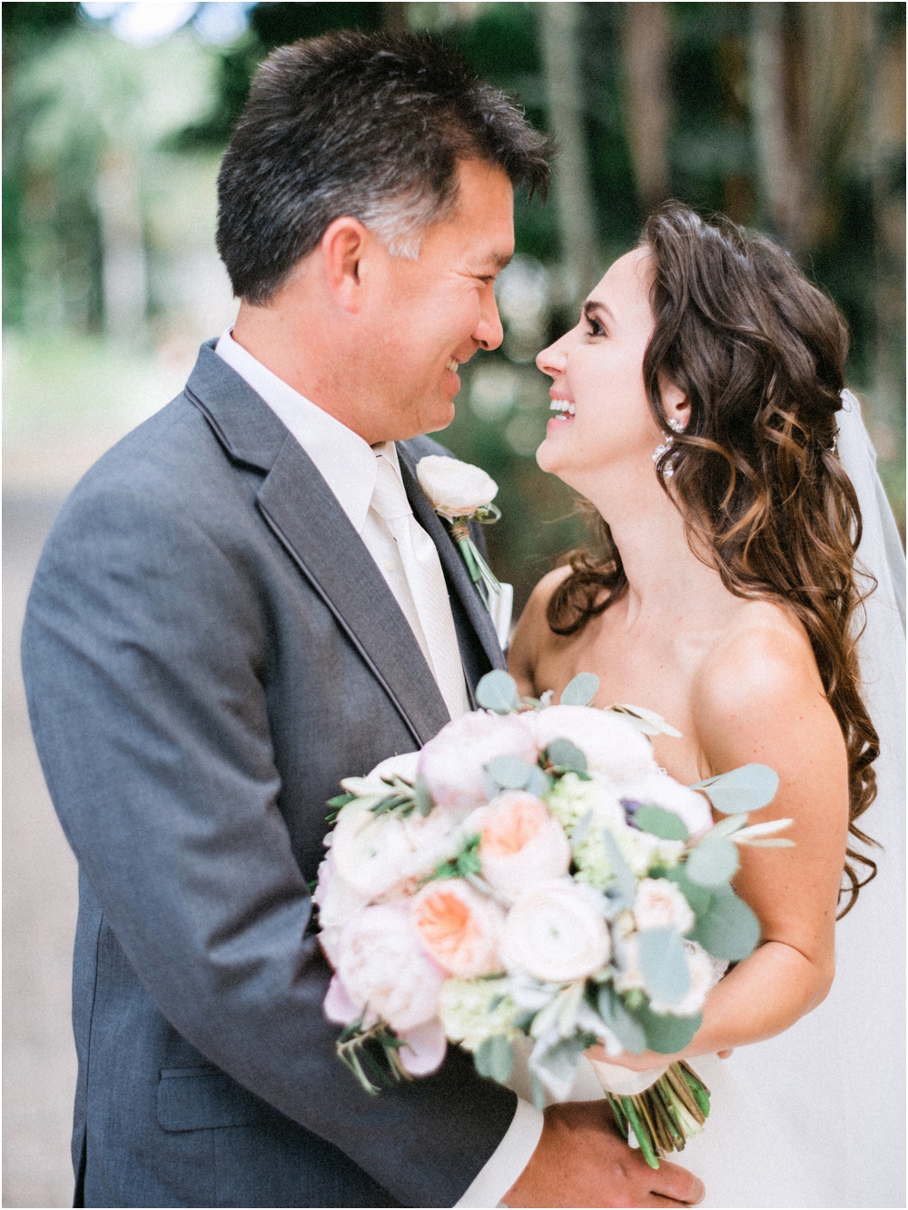 Film_Wedding_Photographer_Hyatt_Regency_Coconut_Point_Wedding_1153.jpg