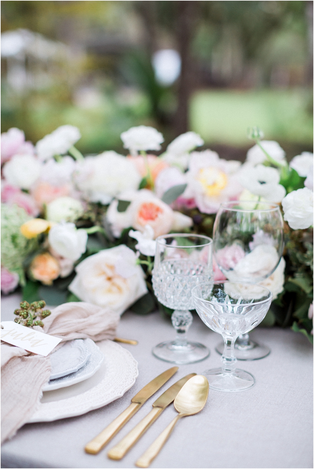 table-shoot-2015-8119_Wedding_Inspiration_Film_Wedding_Photographer.jpg