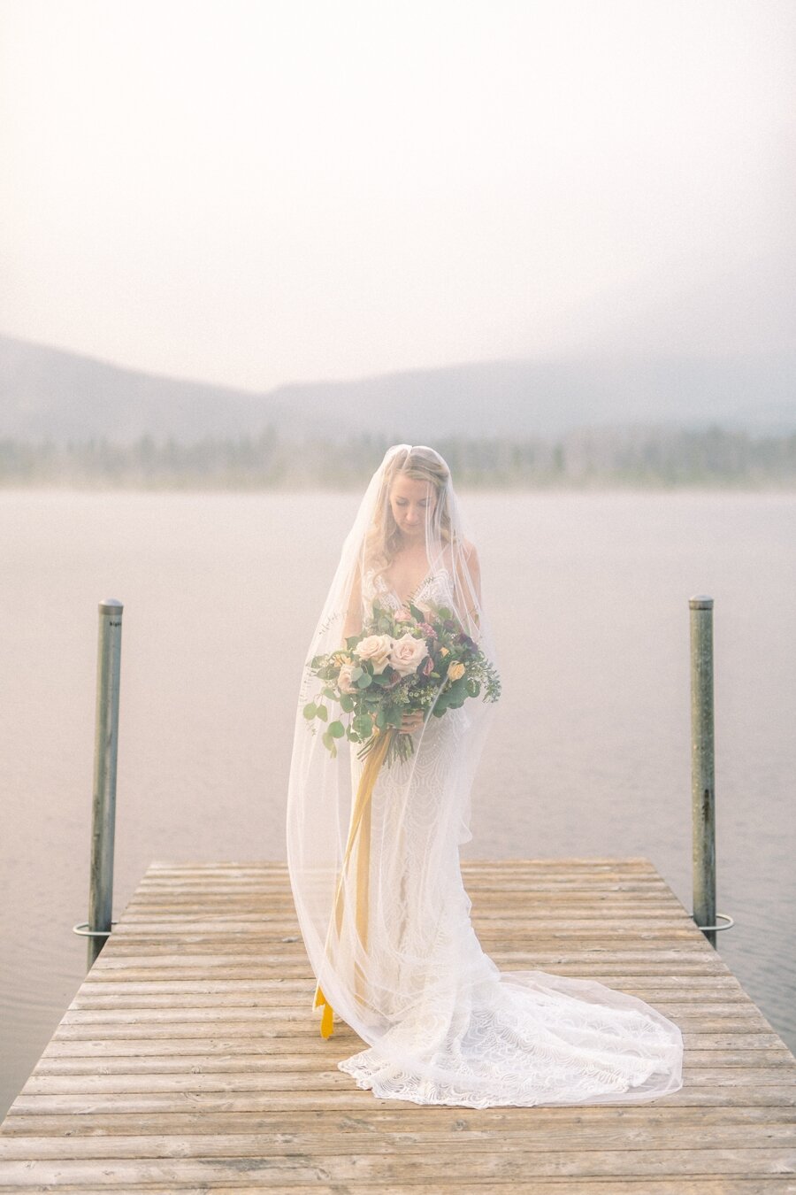 banff-canada-wedding-Moraine Lake-wedding-photographer-hunter-ryan-photo_2106.jpg