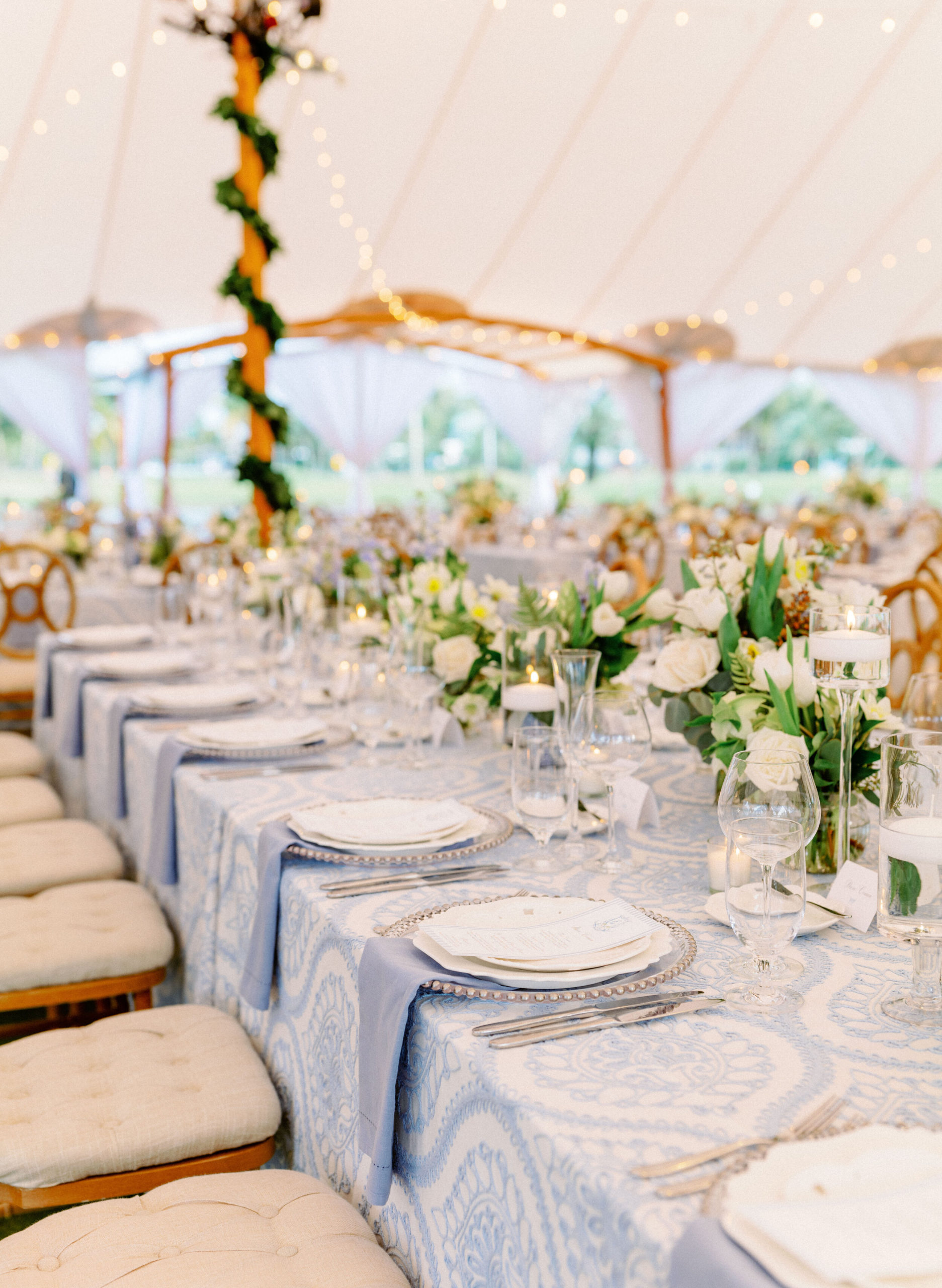 blue and white wedding decor for head table