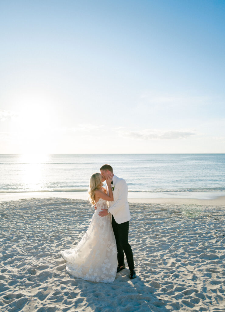 Ritz Carlton Naples Wedding | Alexis & Cash | Hunter Ryan Photo