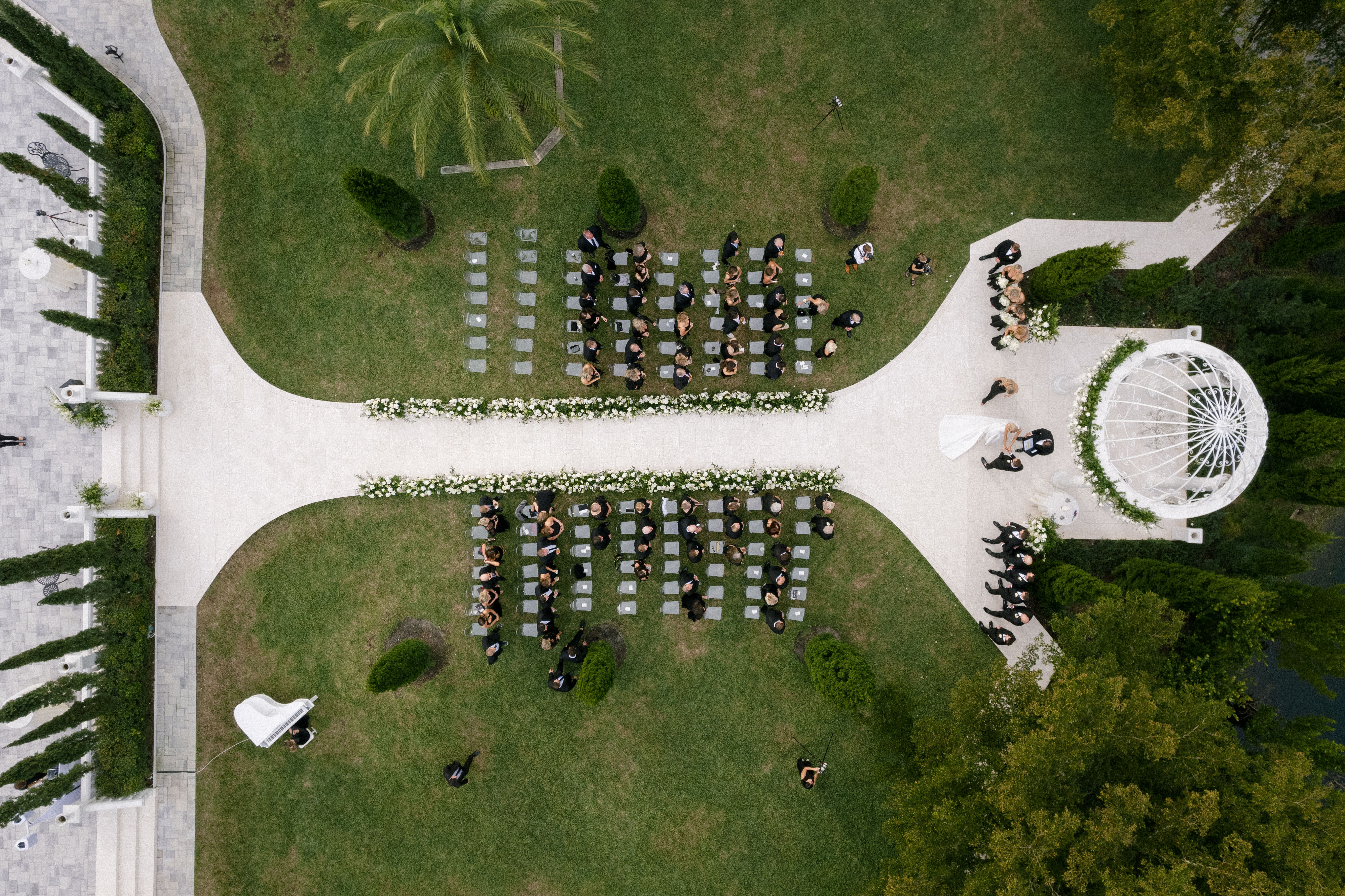 An overhead shot of La Casa Toscana for a beautiful wedding ceremony.